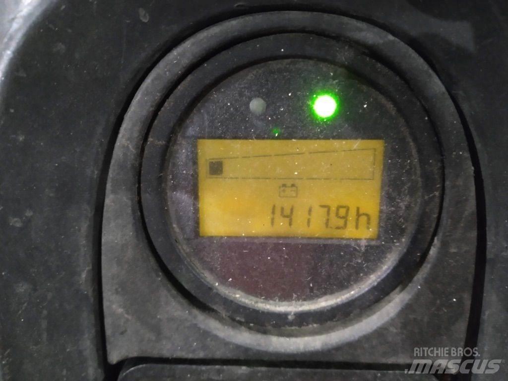 Linde D08-1160 Gaffelstabler med gående fører