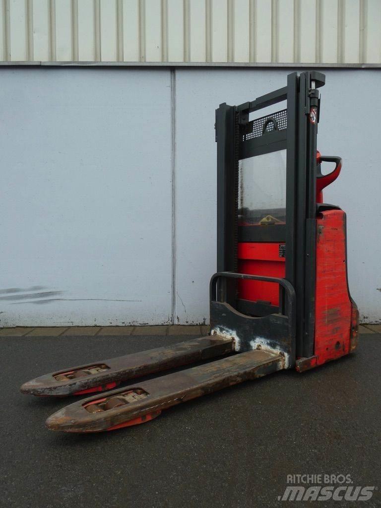 Linde D08-1160 Gaffelstabler med gående fører
