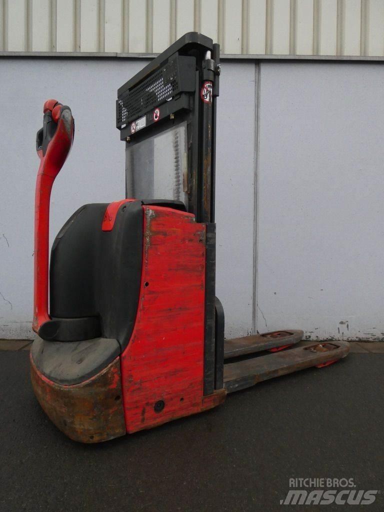 Linde D08-1160 Gaffelstabler med gående fører