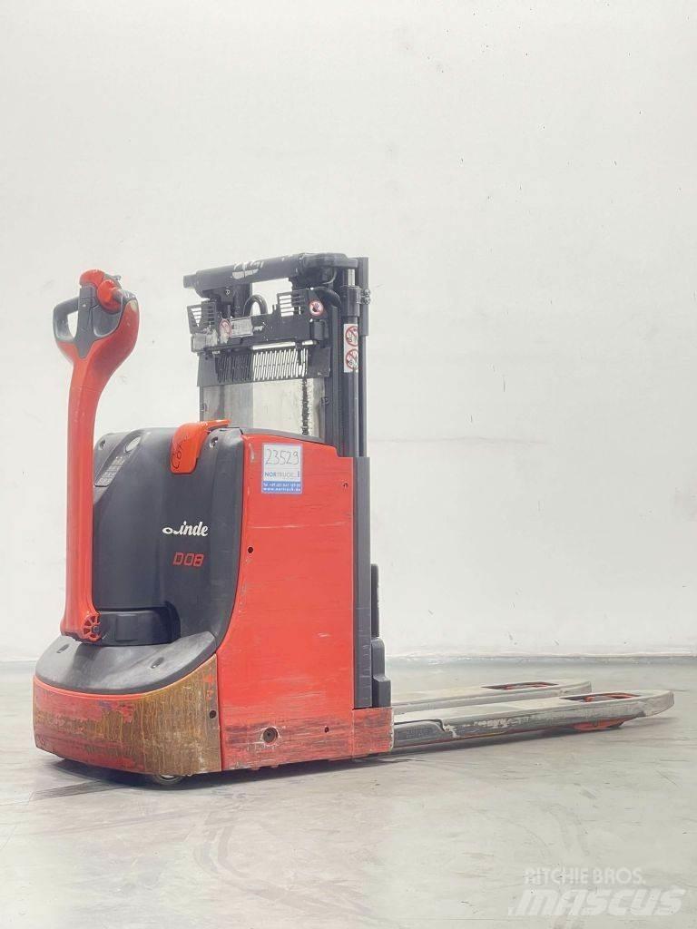 Linde D08-1160 Gaffelstabler med gående fører