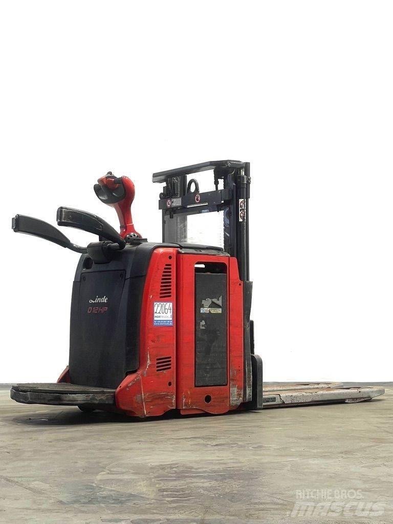 Linde D12HPAP-133 Gaffelstabler med gående fører