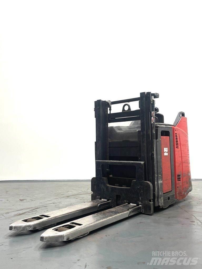 Linde D12HPSP-133 Gaffelstabler med gående fører