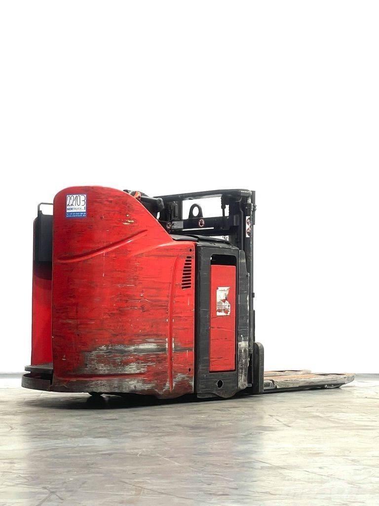 Linde D12HPSP-133 Gaffelstabler med gående fører