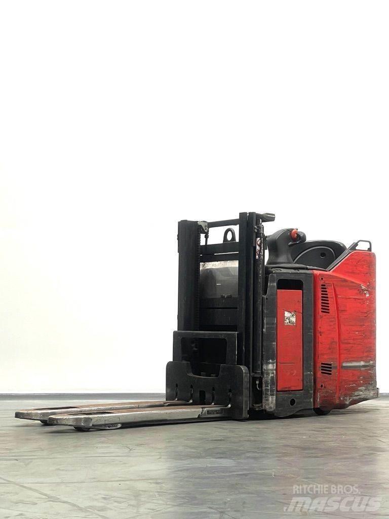 Linde D12HPSP-133 Gaffelstabler med gående fører