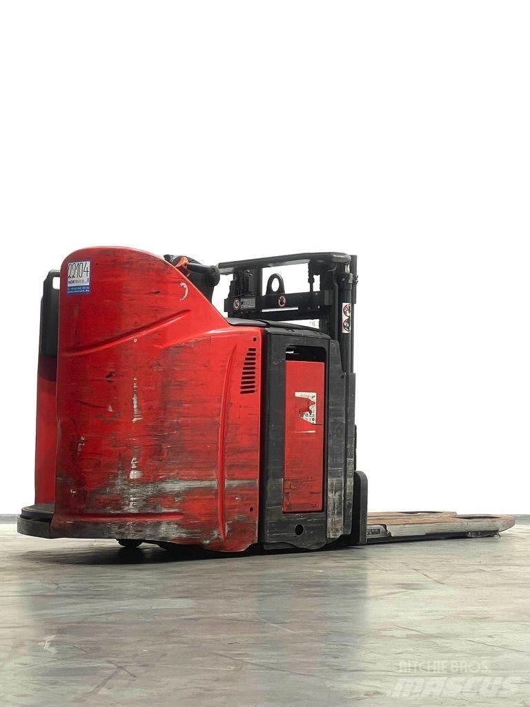 Linde D12HPSP-133 Gaffelstabler med gående fører