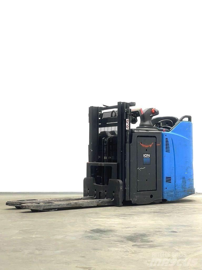Linde D12HPSP-133 Gaffelstabler med gående fører