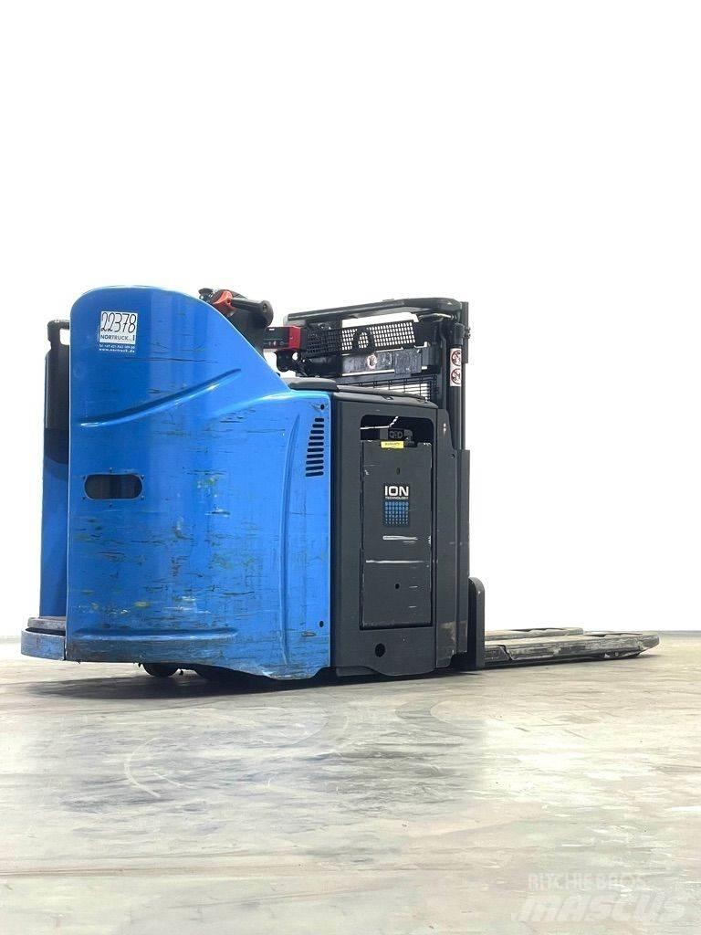 Linde D12HPSP-133 Gaffelstabler med gående fører