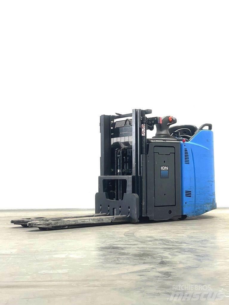 Linde D12HPSP-133 Gaffelstabler med gående fører