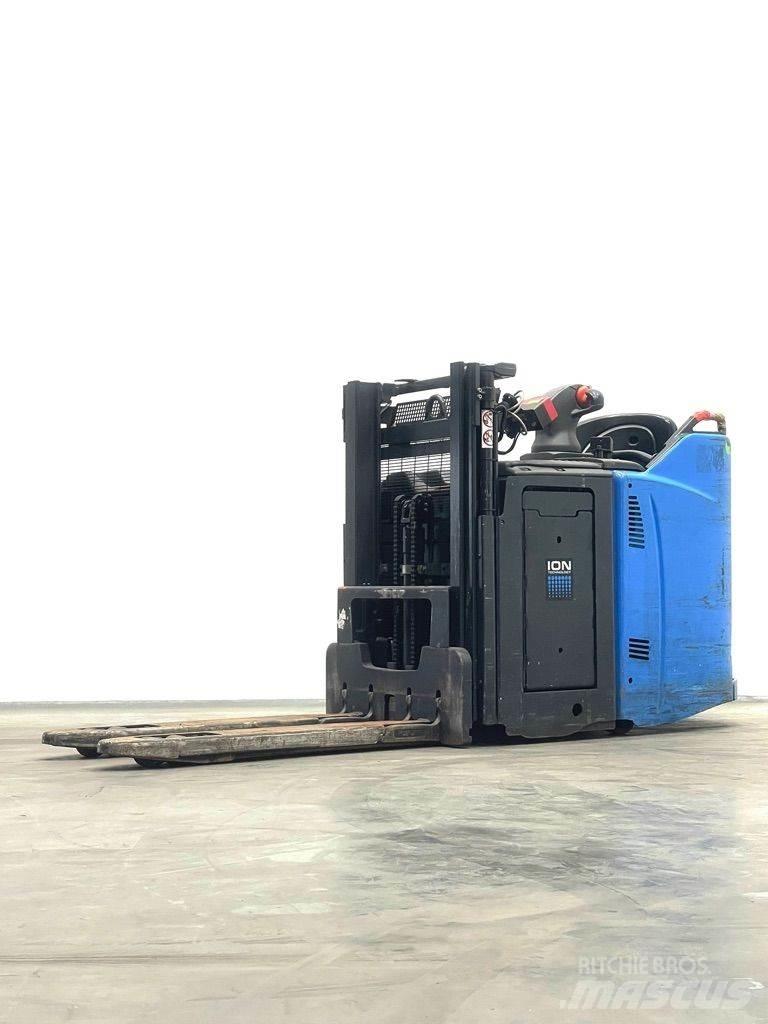 Linde D12HPSP-133 Gaffelstabler med gående fører