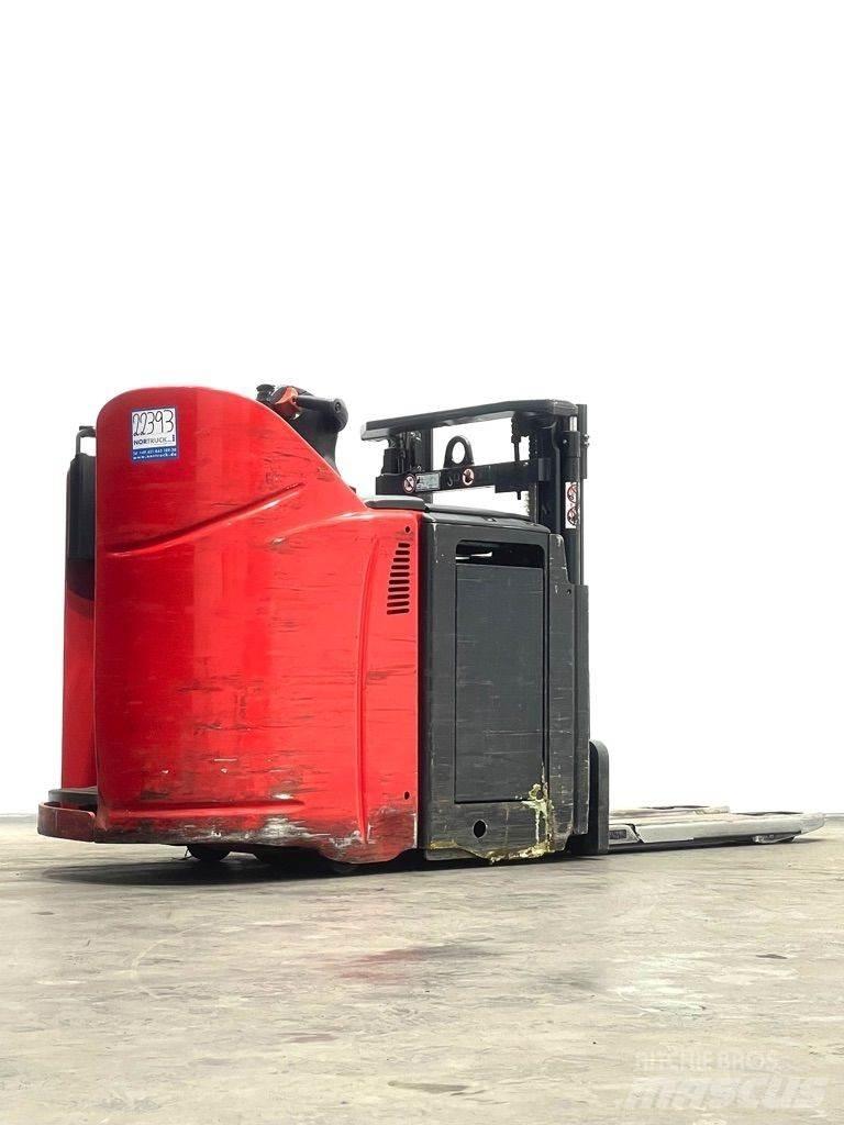 Linde D12HPSP-133 Gaffelstabler med gående fører