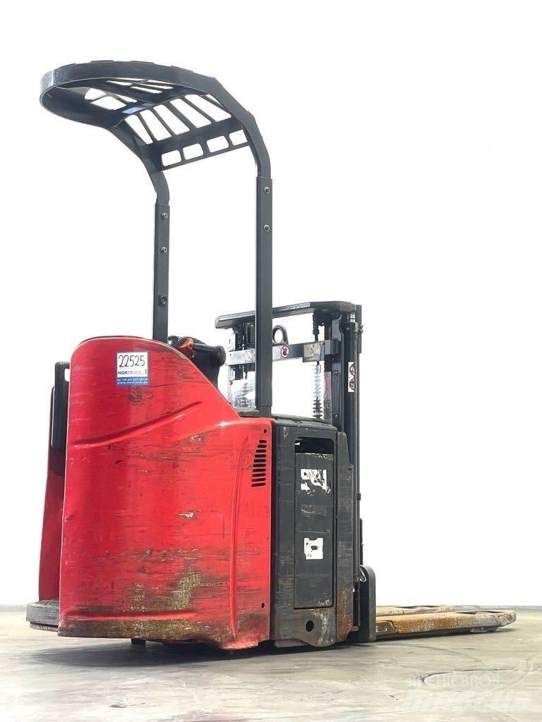 Linde D12HPSP-133 Gaffelstabler med gående fører