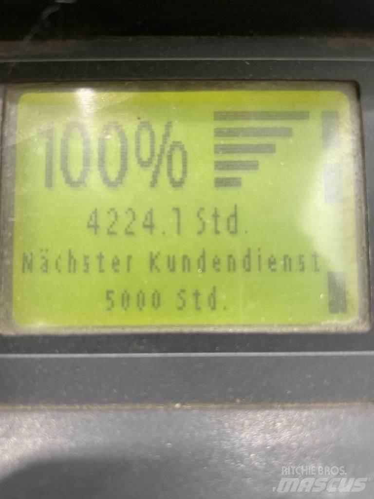 Linde D12HPSP-133 Gaffelstabler med gående fører