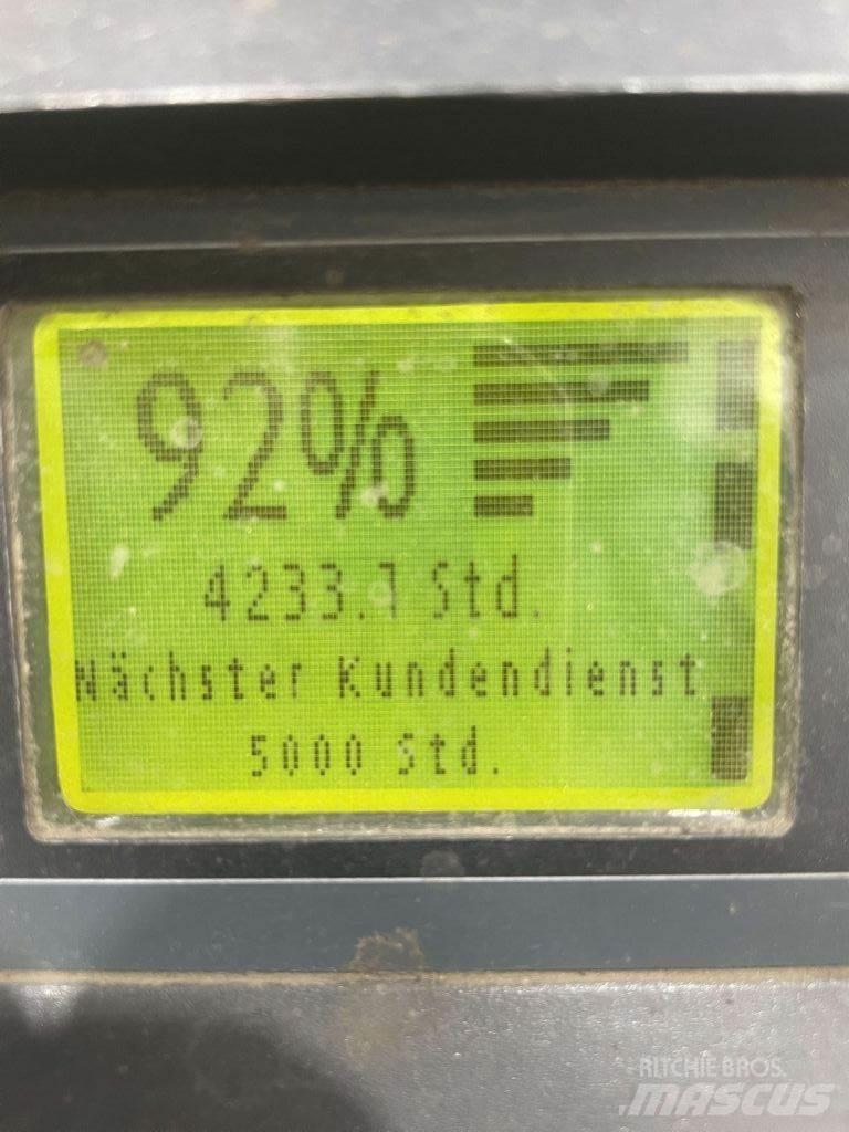 Linde D12HPSP-133 Gaffelstabler med gående fører