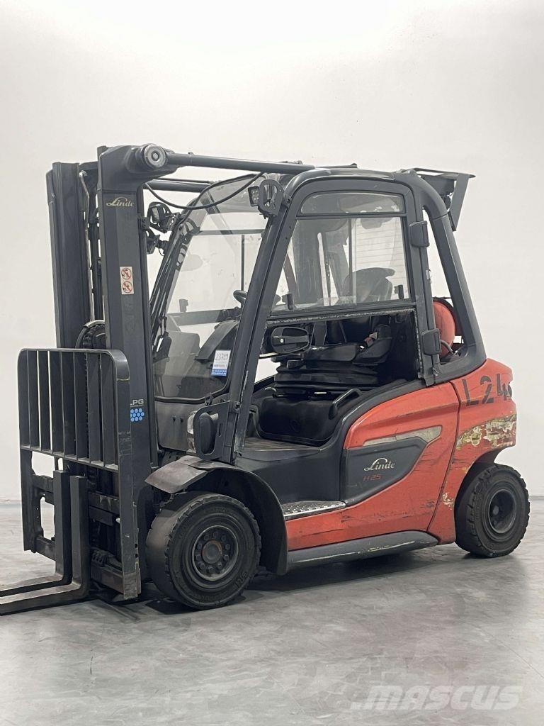 Linde H25T-01-1202 LPG gaffeltrucks