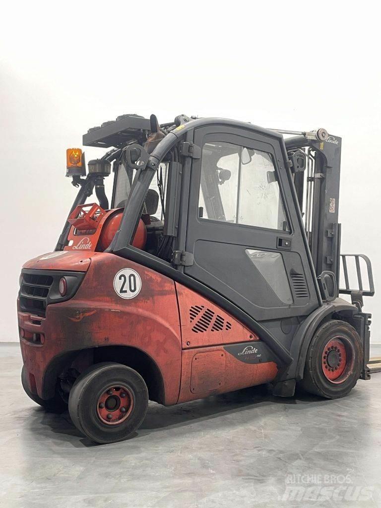 Linde H30T-02-393 LPG gaffeltrucks