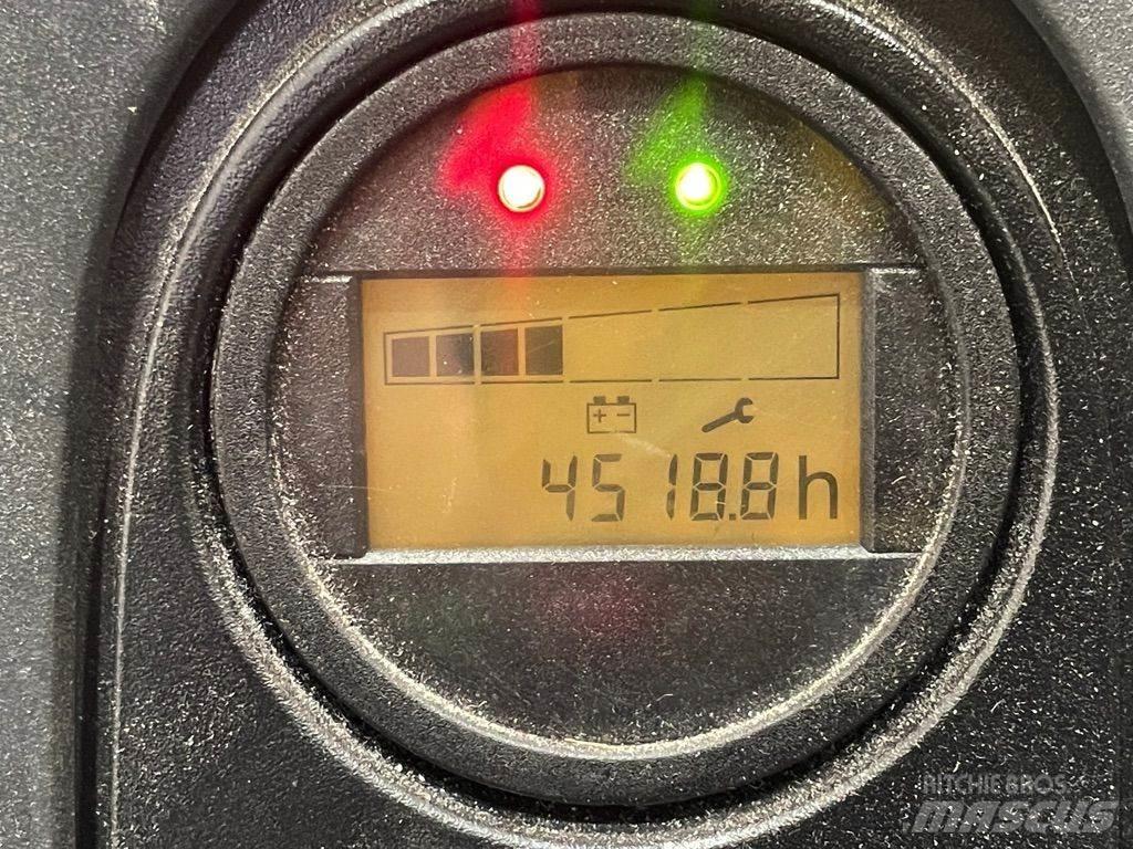 Linde L12-1172 Gaffelstabler med gående fører