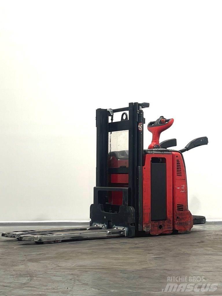 Linde L12LHPAP-133 Gaffelstabler med gående fører