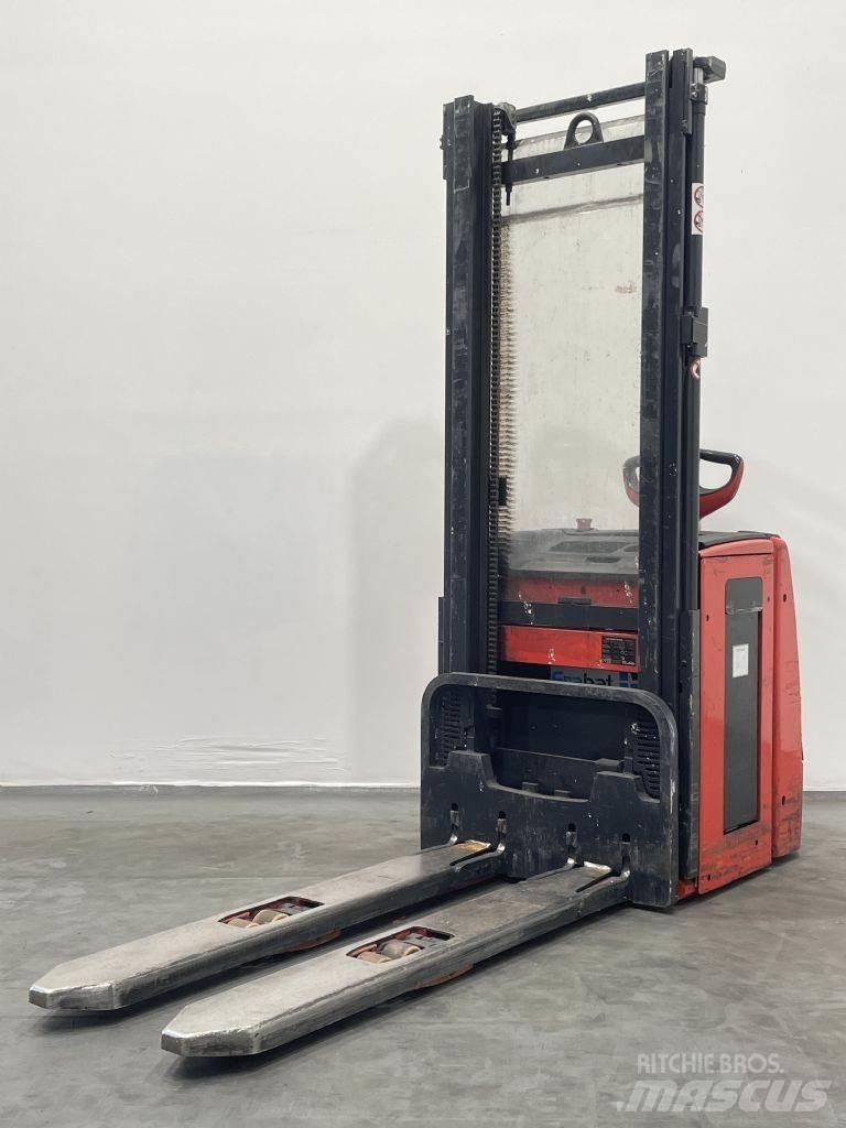 Linde L14 Gaffelstabler med gående fører