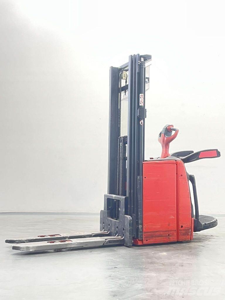 Linde L14AP-1173 Gaffelstabler med gående fører