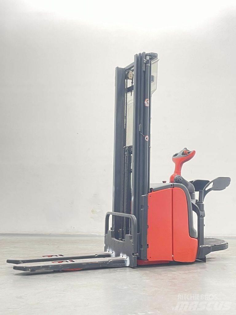 Linde L14AP-372 Gaffelstabler med gående fører