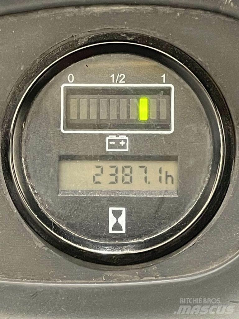 Linde L14AP-372 Gaffelstabler med gående fører