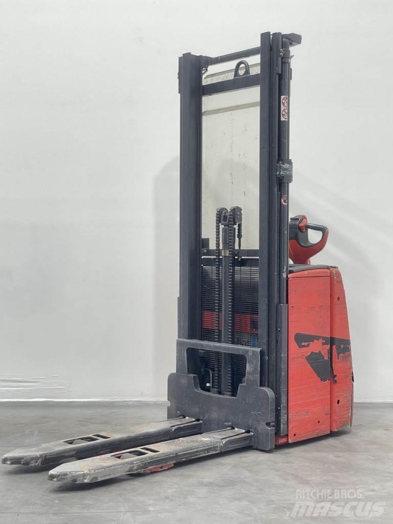 Linde L16 Gaffelstabler med gående fører