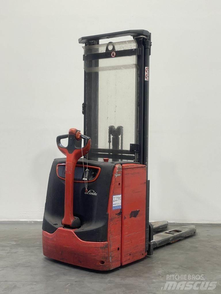 Linde L16 Gaffelstabler med gående fører