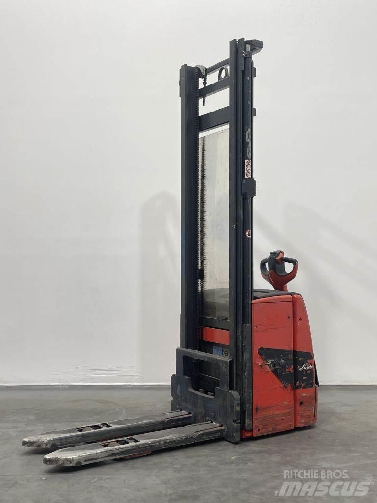 Linde L16 Gaffelstabler med gående fører