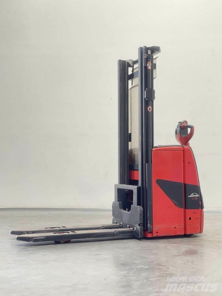Linde L16-1173 Gaffelstabler med gående fører