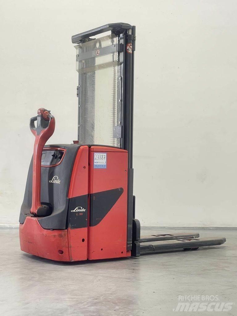Linde L16-1173 Gaffelstabler med gående fører