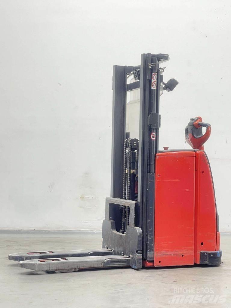 Linde L16-1173 Gaffelstabler med gående fører