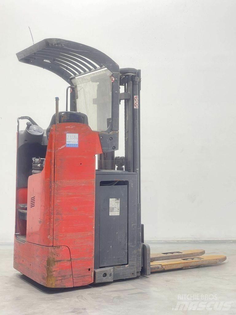 Linde L16RW-1174 Selvkørende stablere