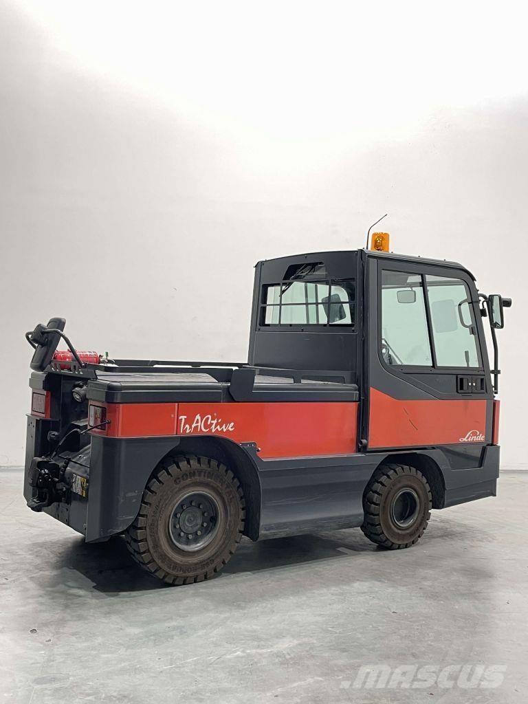 Linde P250-127 Bugsertruck