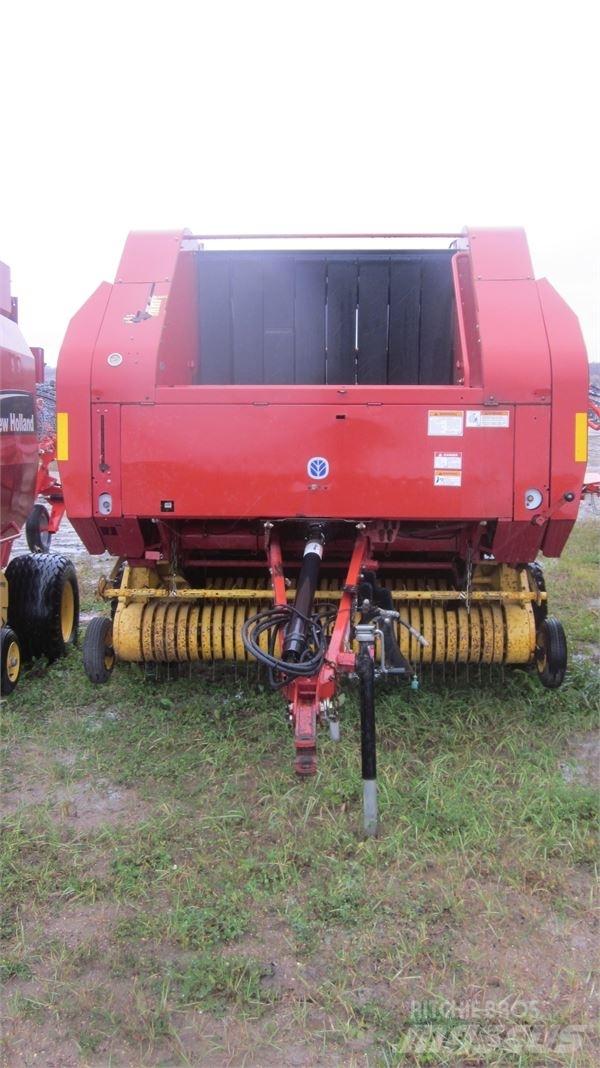 New Holland BR780 Rundballe-pressere
