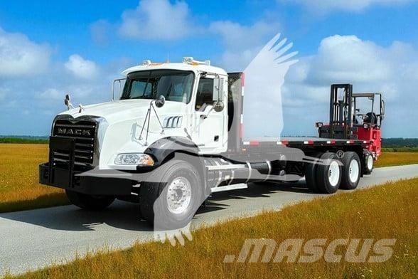 Moffett M55 Medbringertruck