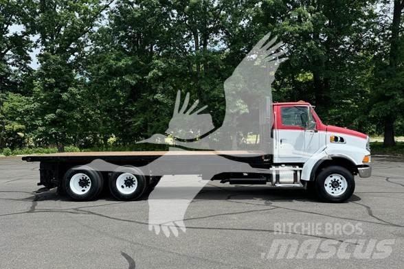Sterling LT9513 Lastbil med lad/Flatbed