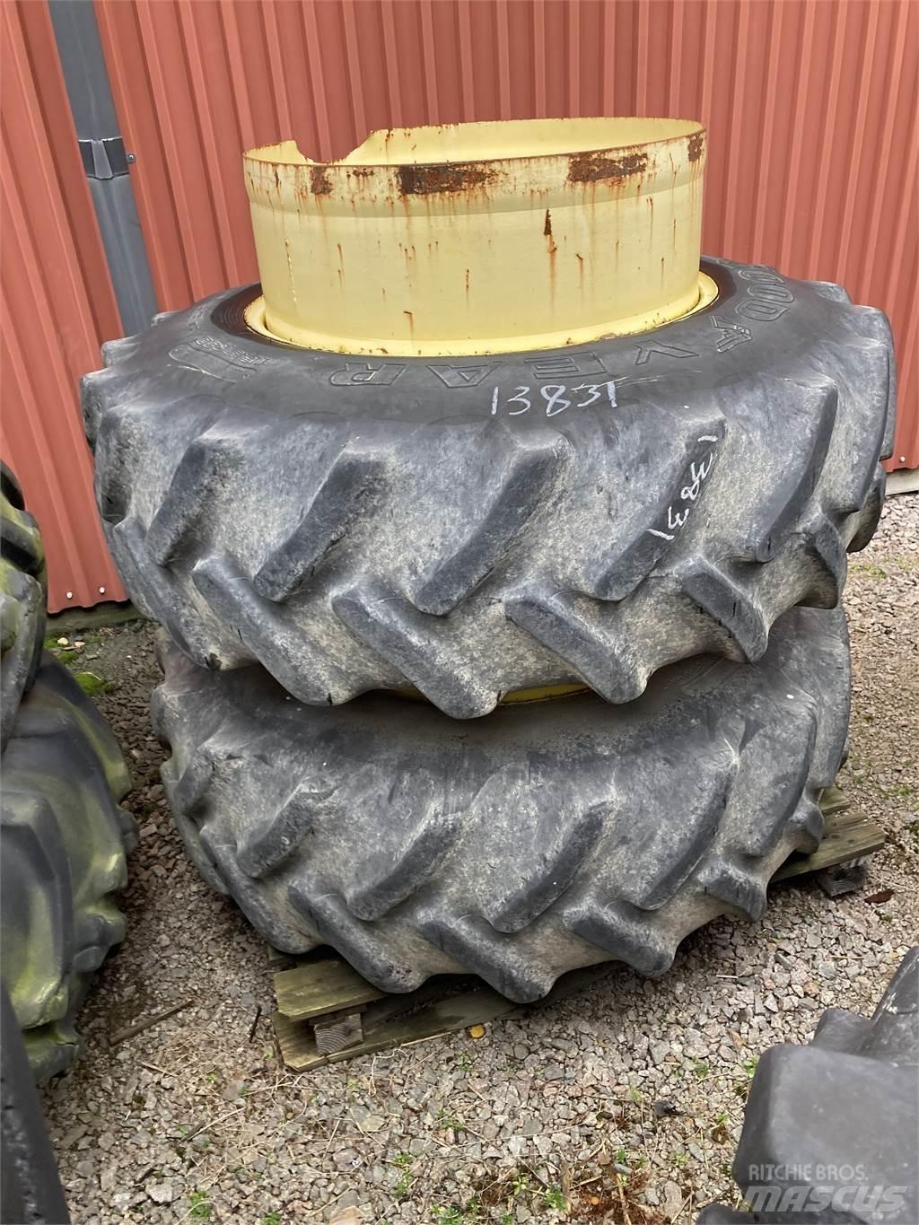  16.9X30, 30 % Hjul, Dæk og Fælge