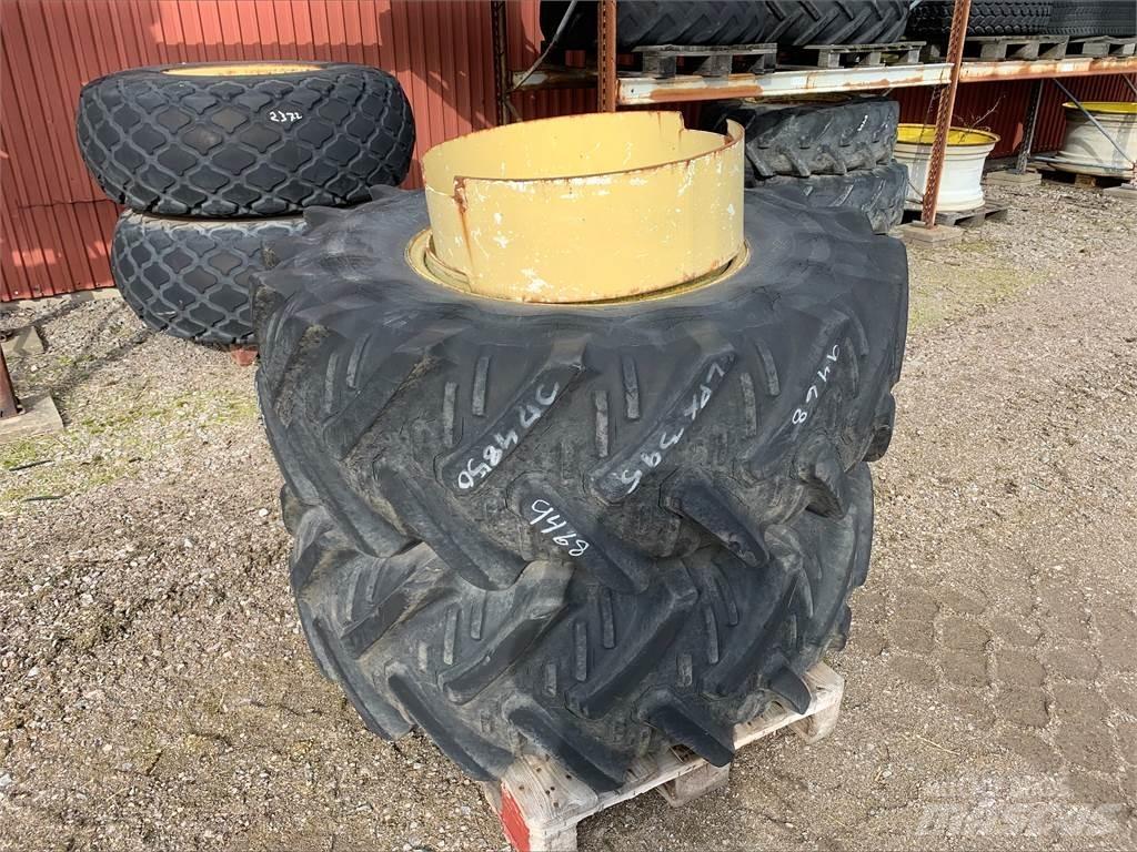  18.4x26 dubbelmontage Hjul, Dæk og Fælge