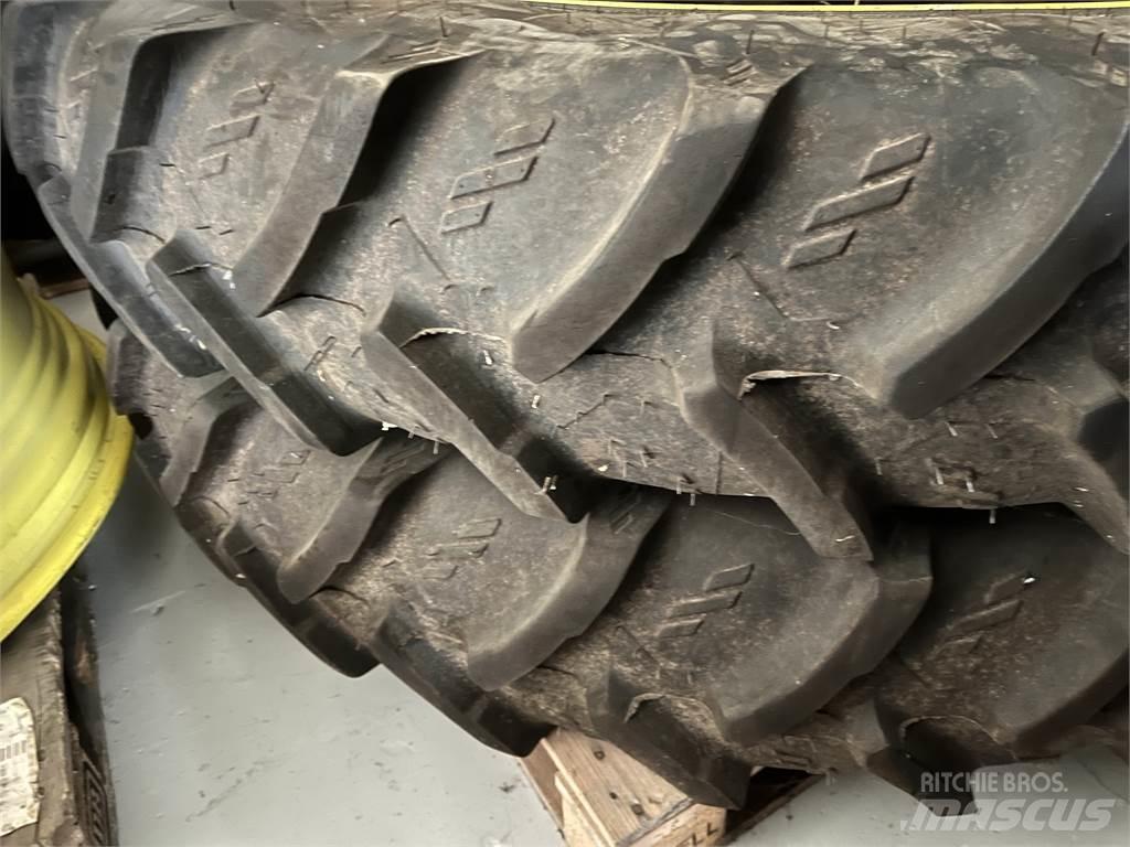  300/95X52 270/95X36 Hjul, Dæk og Fælge