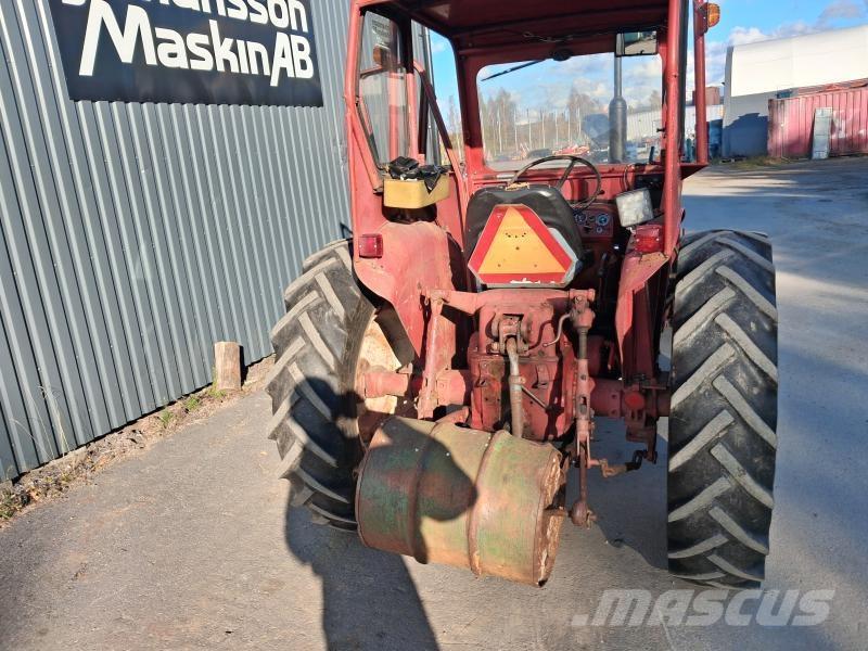 International 414 Traktorer