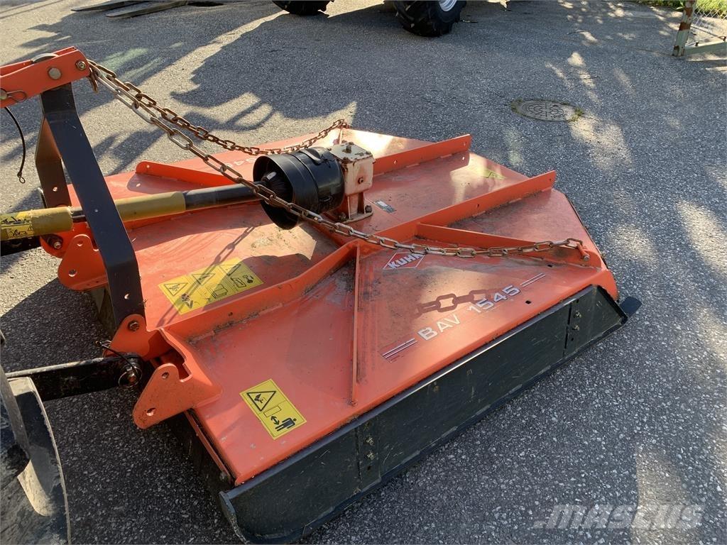 Kuhn BAV 1545 Græsklippere og skårlæggere