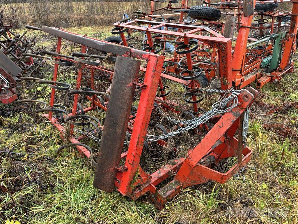  S-pinneharv 4 meter Andre jordbearbejdningsmaskiner og andet tilbehør