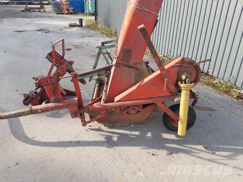  SLAGSLÅTTER TRASIG Græsklippere og skårlæggere