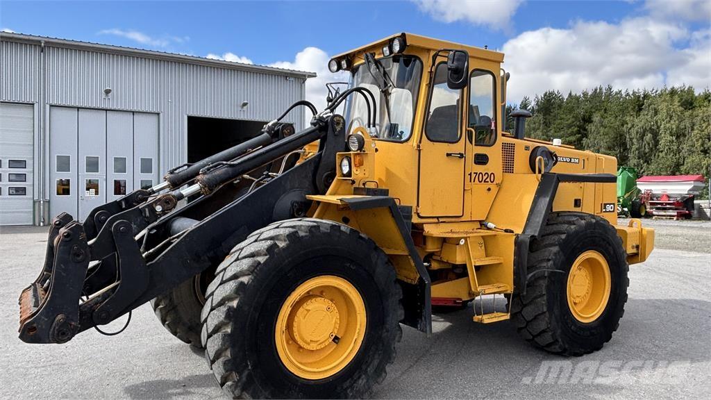 Volvo L90 LASTMASKIN Læssemaskiner på hjul