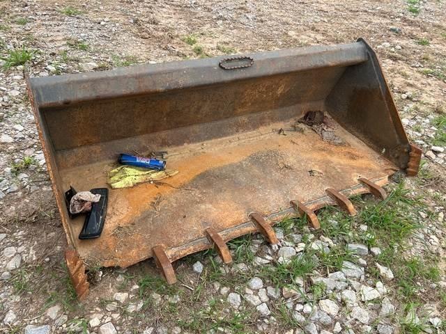  CID 72 Tooth Bucket Skovle