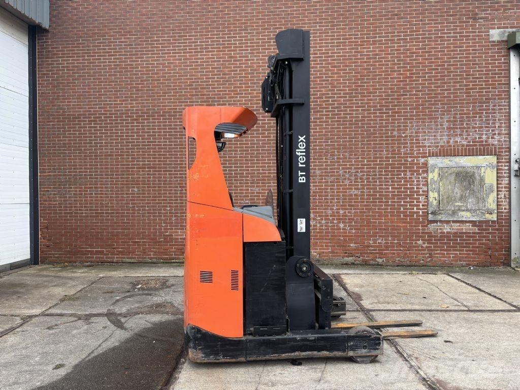 BT RRE 160 Reachtruck