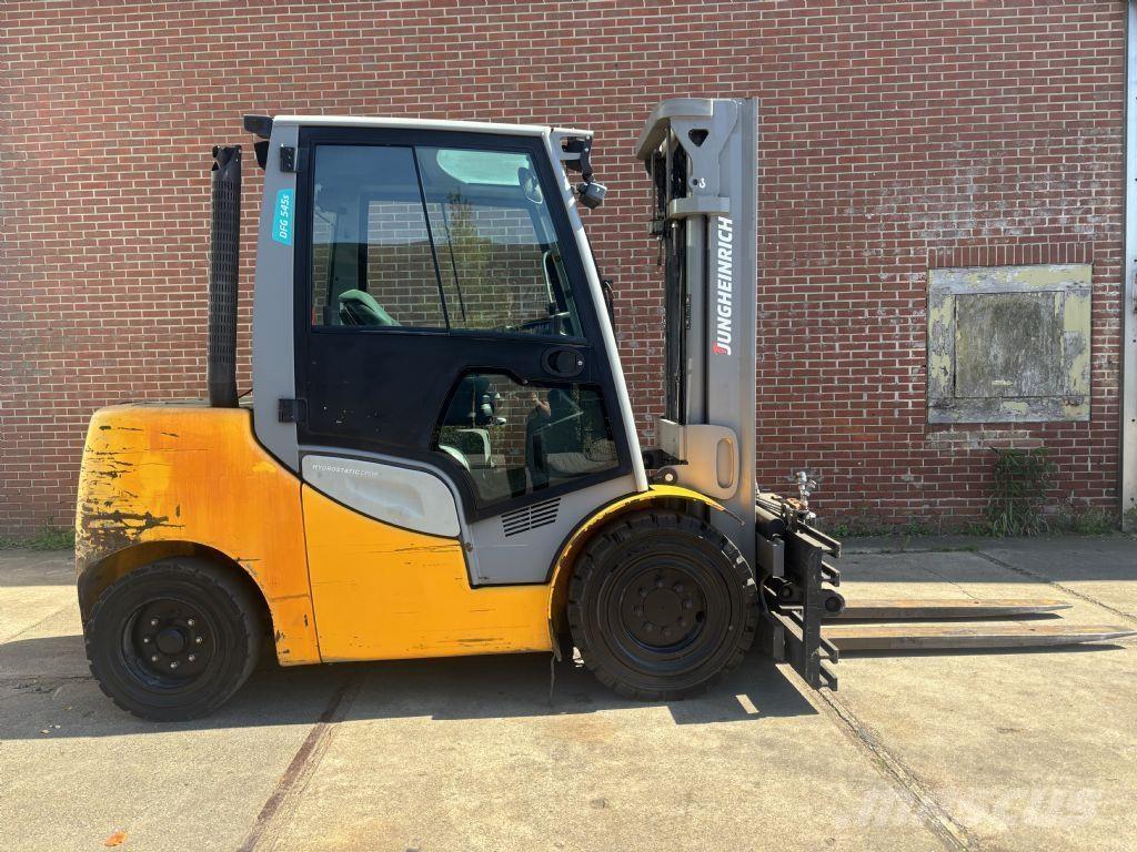 Jungheinrich DFG 545s Diesel gaffeltrucks