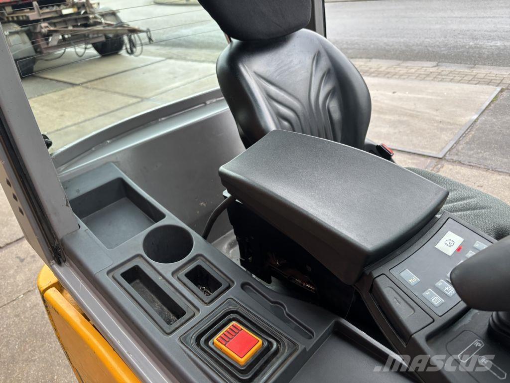 Jungheinrich EFG 216k El gaffeltrucks