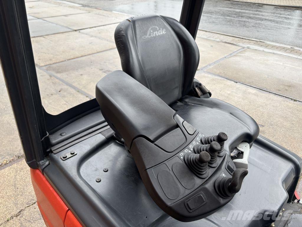 Linde E14-02 El gaffeltrucks
