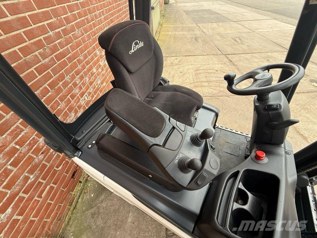 Linde E14-02 El gaffeltrucks